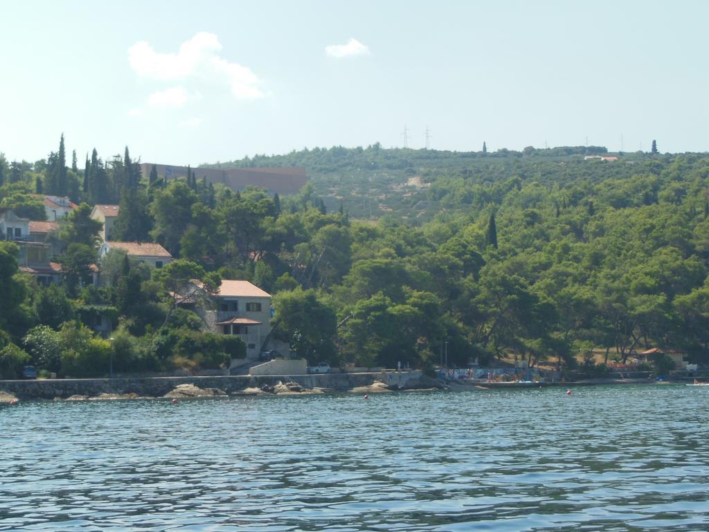 Apartment Sea Side Postira Dış mekan fotoğraf